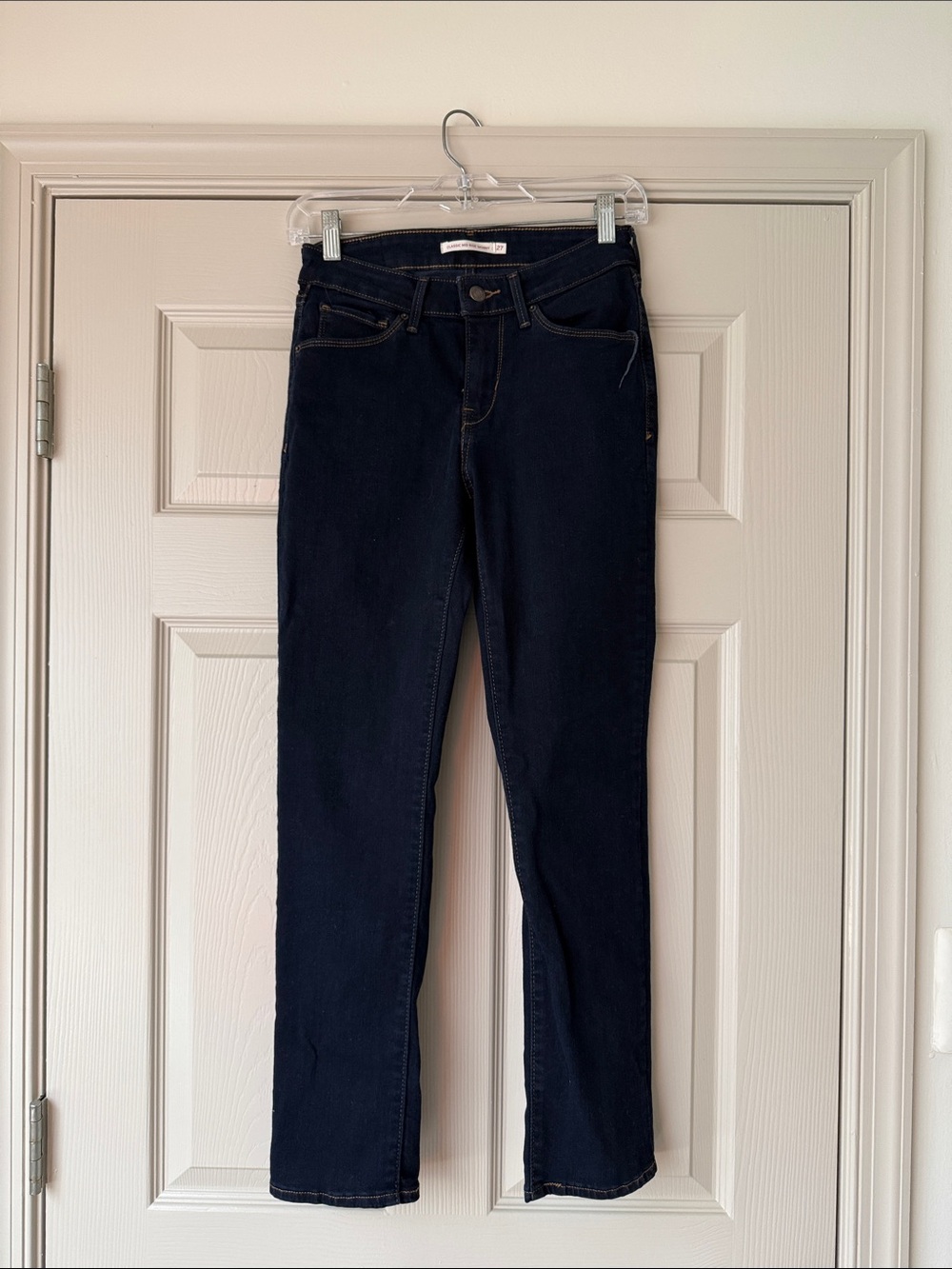 Levi Strauss Women's Dark Blue Classic Mid Rise Skinny Size 27 Jeans